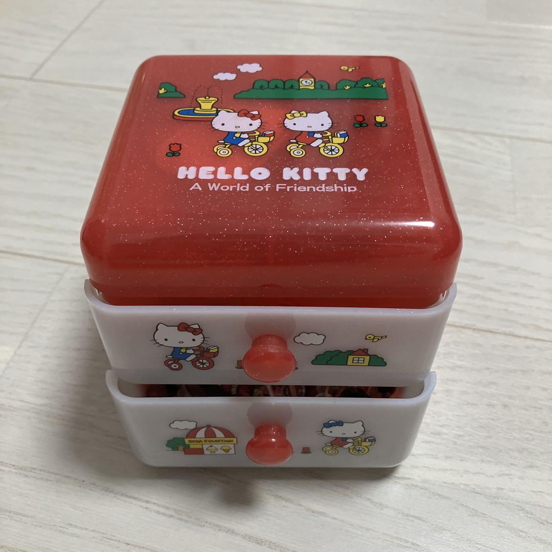 ハローキティ　レトロ小物入れ　3段 レトロ・新品】サンリオ☆ハローキティ☆3段缶小物入れ