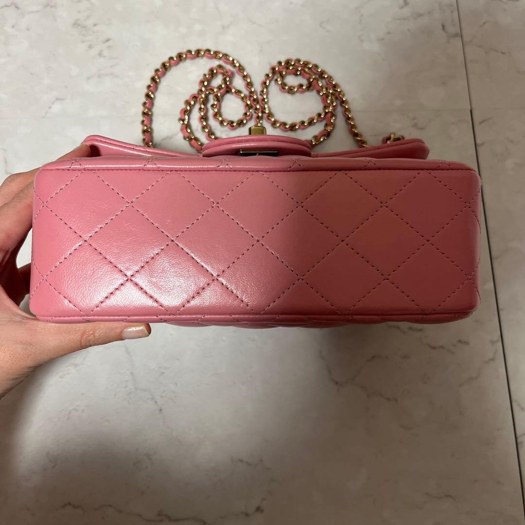 ミニマトラッセ チェーンショルダーバッグ 20 フラップ ピンク ミニマトラッセ チェーンショルダーバッグ 20 フラップ ピンク