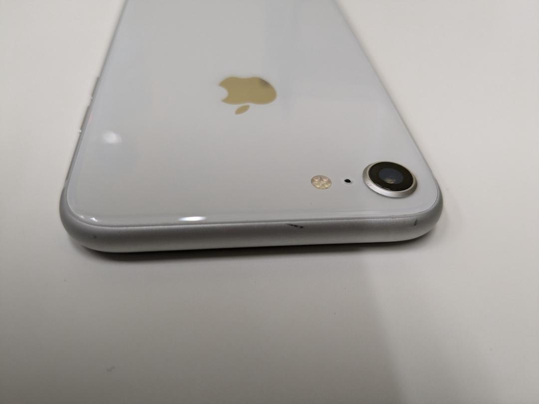 iPhone8 64GB ホワイト SIMフリー スマートフォン・携帯電話 iPhone8 64GB ホワイト SIMフリー スマートフォン・携帯電話