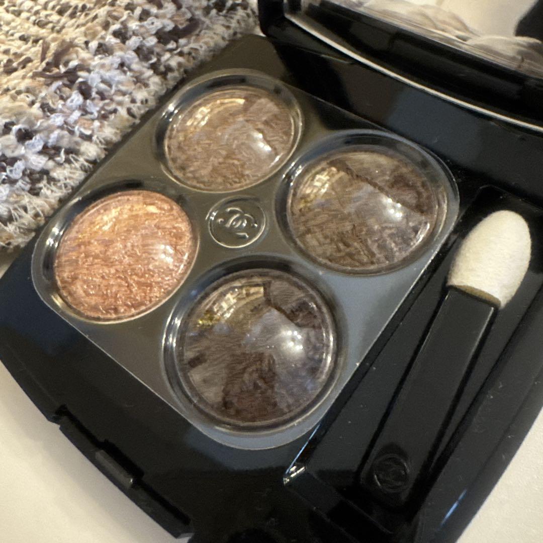 CHANEL レキャトルオンブルツイード 04