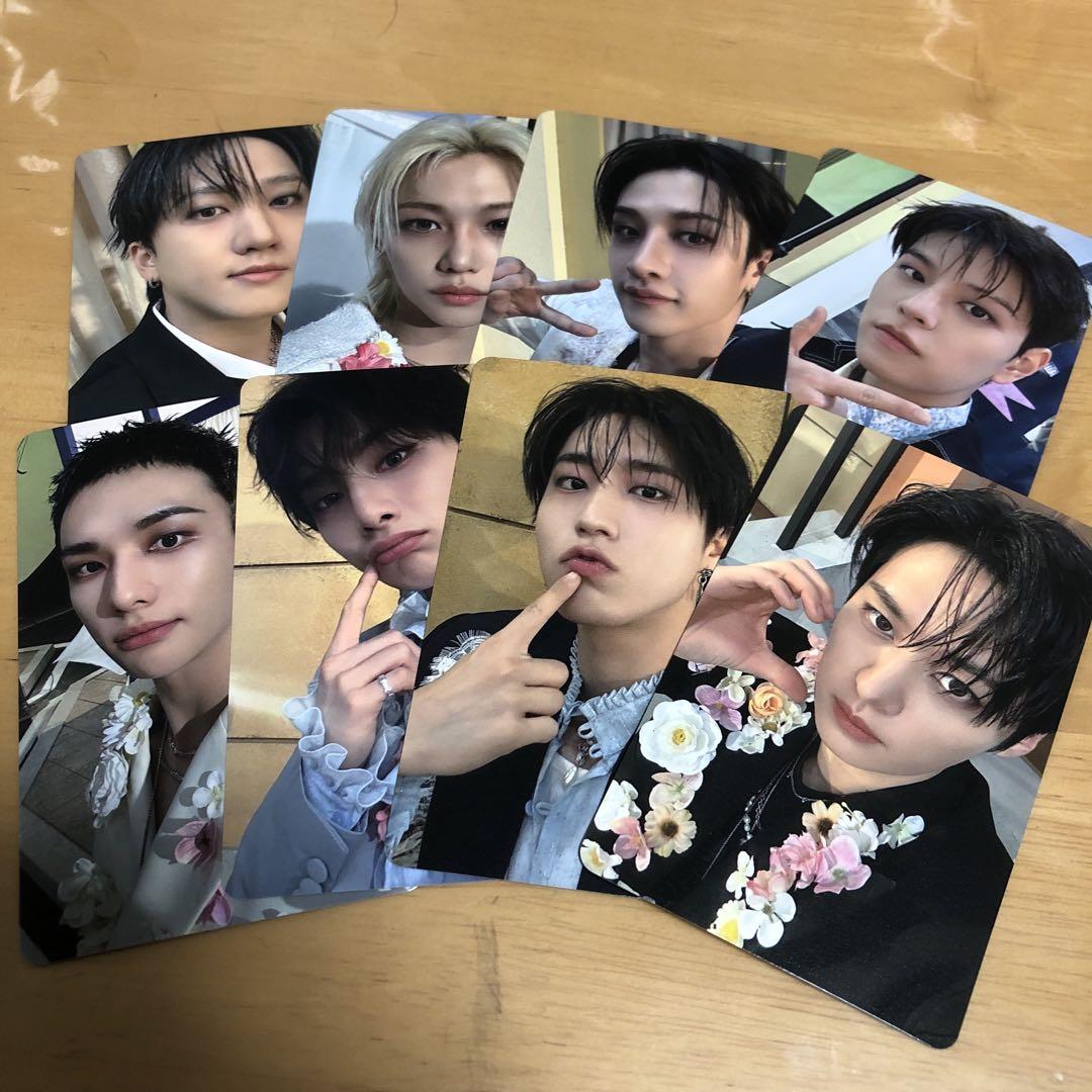 ①② straykids hollow タワレコ　特典　8種タレントカード