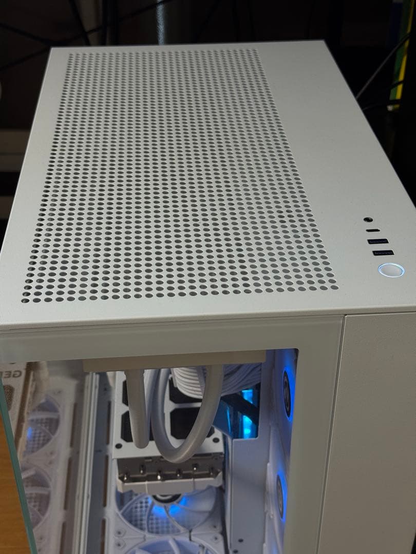 自作ゲーミングPC RTX4070ti i7 13700 32GB 1TB