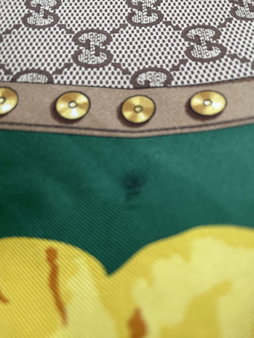 花柄 GGロゴ スカーフ　GUCCI