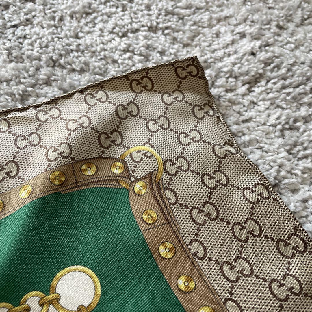 花柄 GGロゴ スカーフ　GUCCI