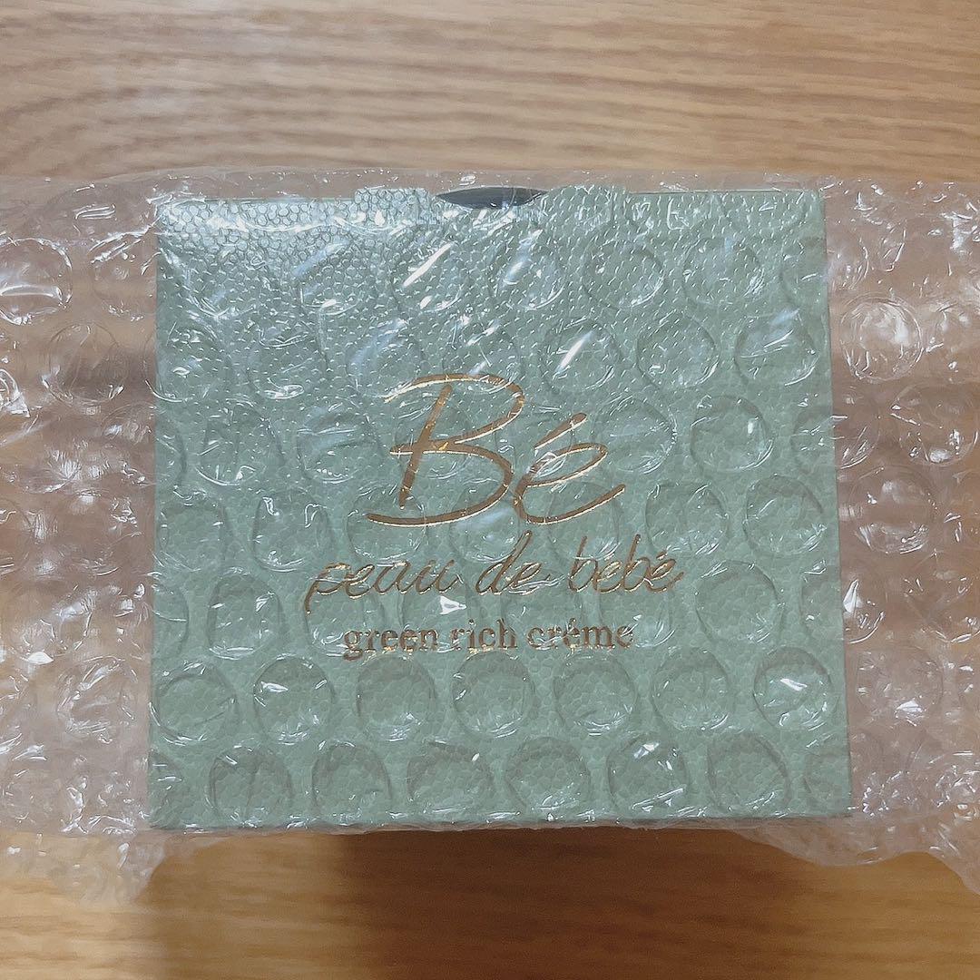 板野友美 グリーンリッチクリーム bebeクリーム