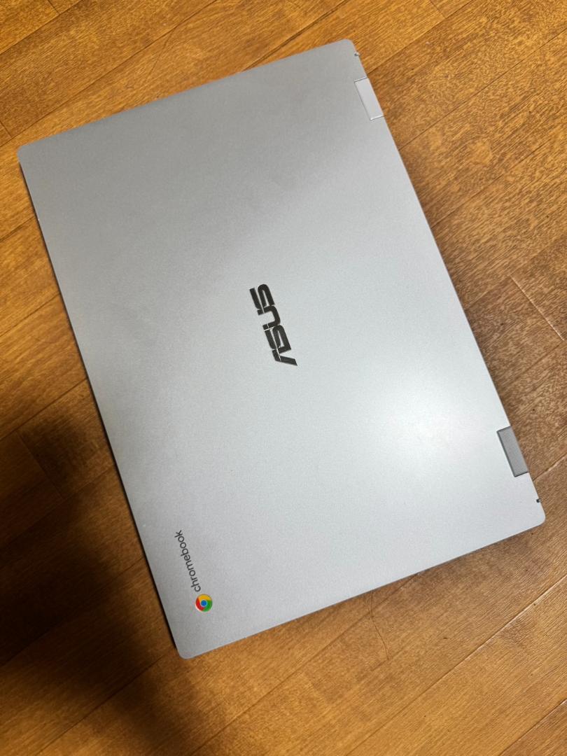 ASUS Chromebook 15インチ 8GB シルバー