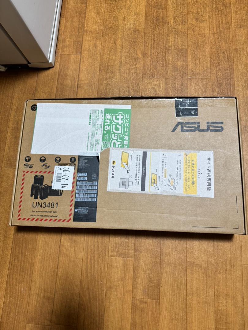ASUS Chromebook 15インチ 8GB シルバー