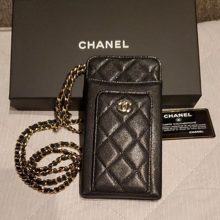 CHANEL チェーンクラッチ 黒 贈り物 インターネットサイト CHANEL 新作 新品 チェーンクラッチ 黒 2022aw ショルダーバッグ