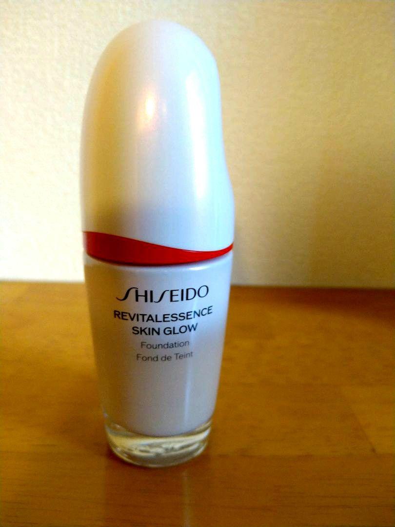 SHISEIDO エッセンススキングロウファンデーション 130番 30ml