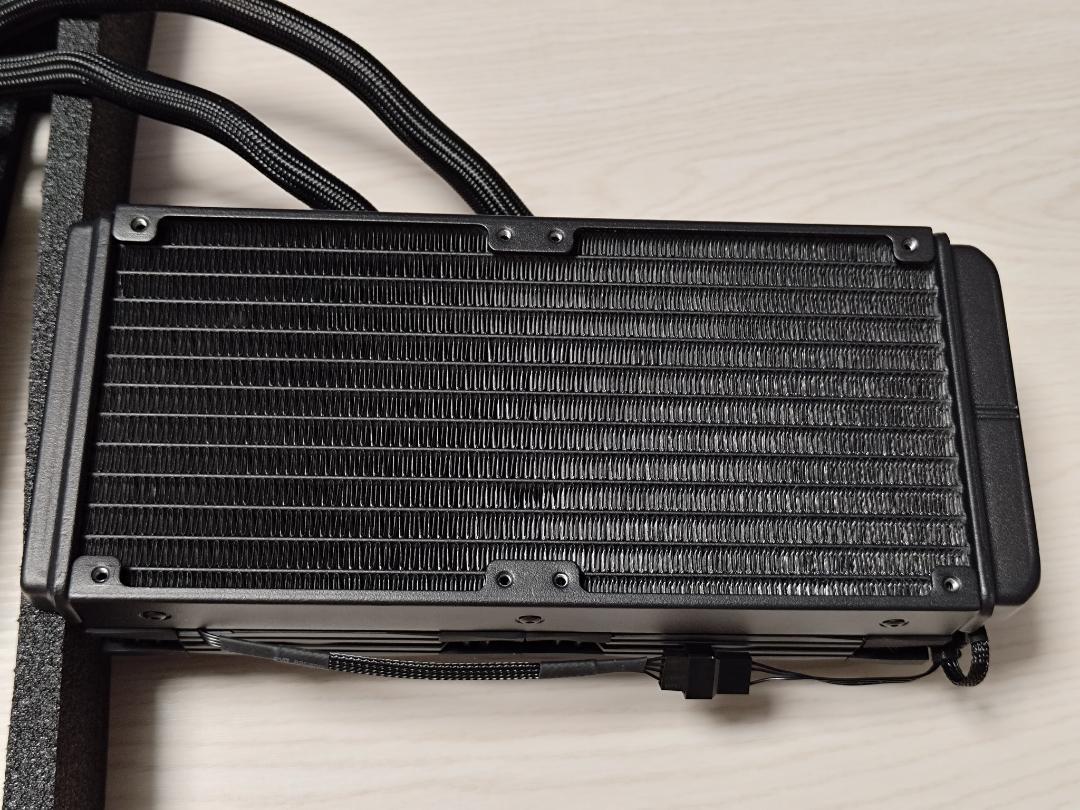 勝*山様 MSI RTX4090 SUPRIM LIQUID X 24G