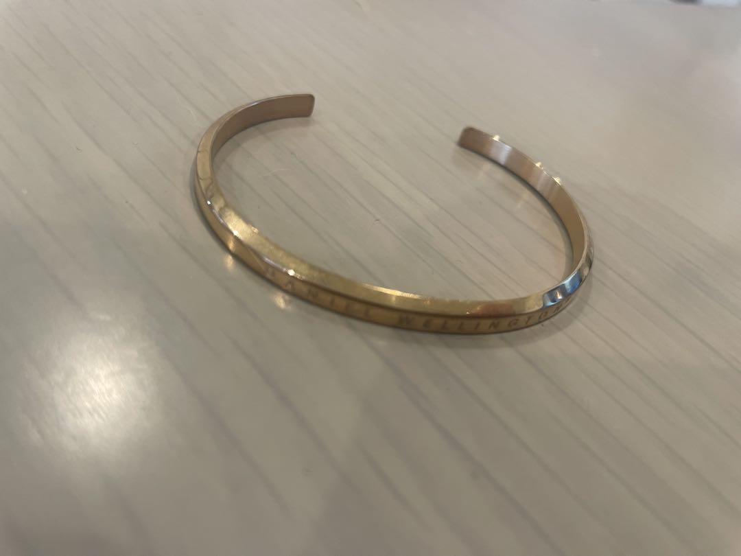 Daniel Wellington ゴールド バングル - メルカリ