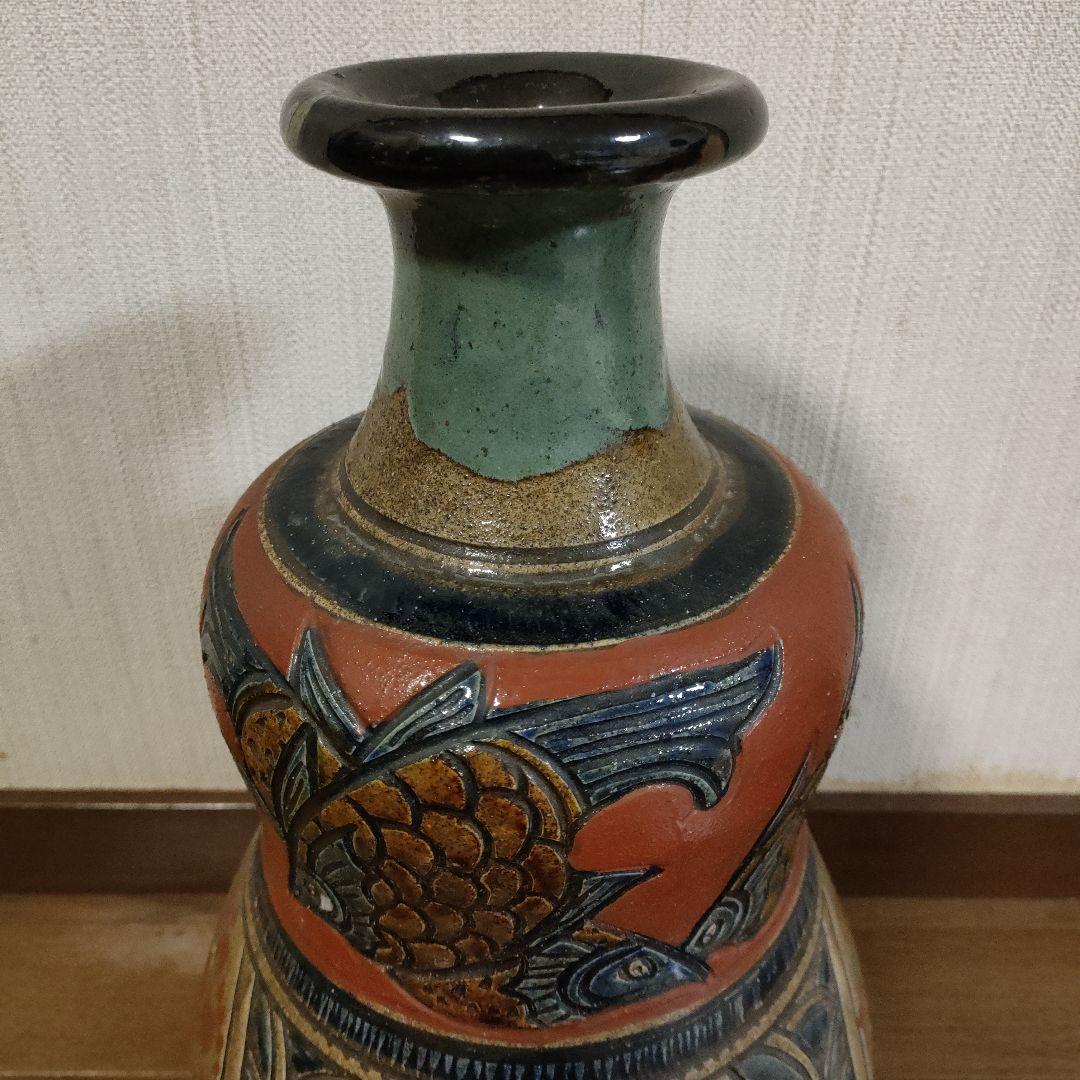 ★壺屋焼★小橋川清正 赤絵魚紋大壷 高さ３７ｃｍ、重量約５．５kg