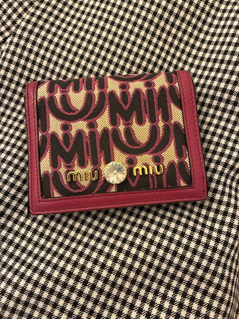 最終値下げ✨miumiu ✨ミュウミュウ 二つ折り財布