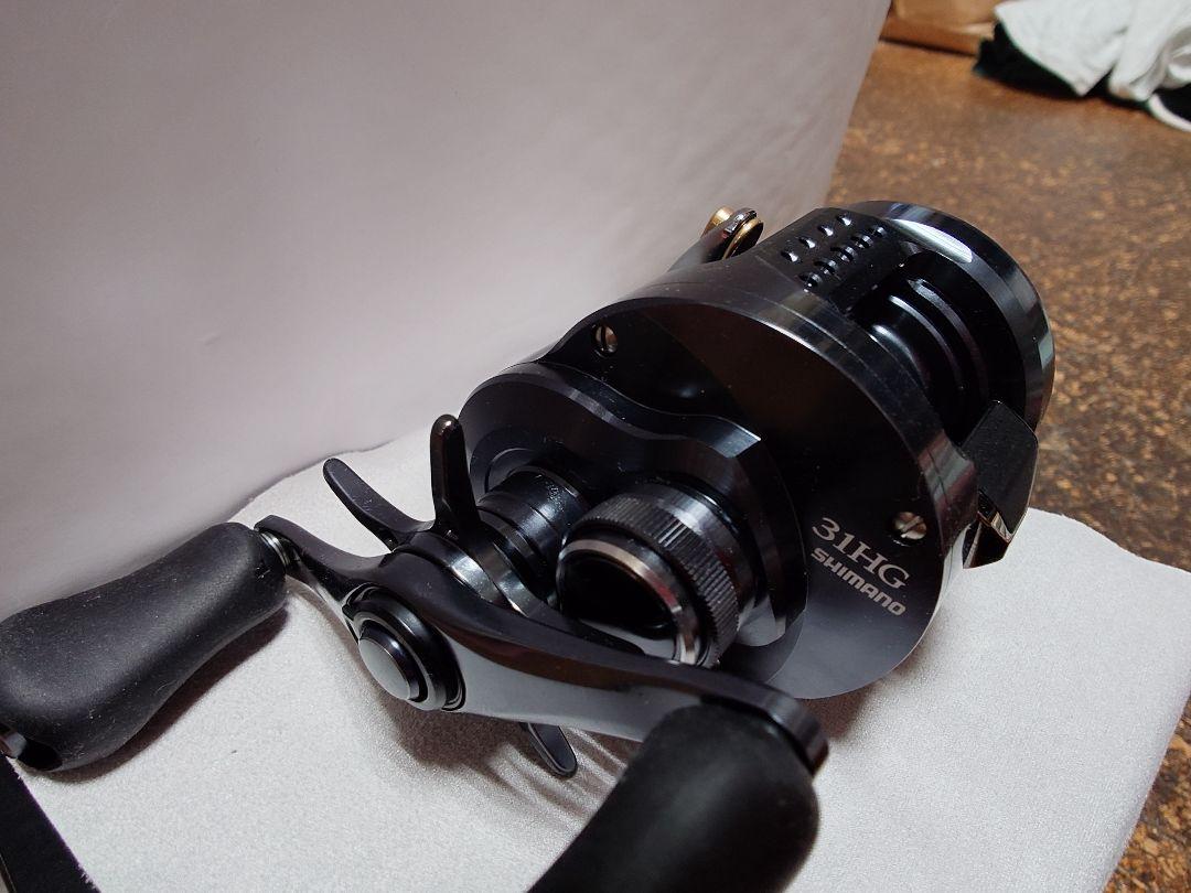 シマノ '24 カルカッタ コンクエスト シャローエディション 31HG　新品
