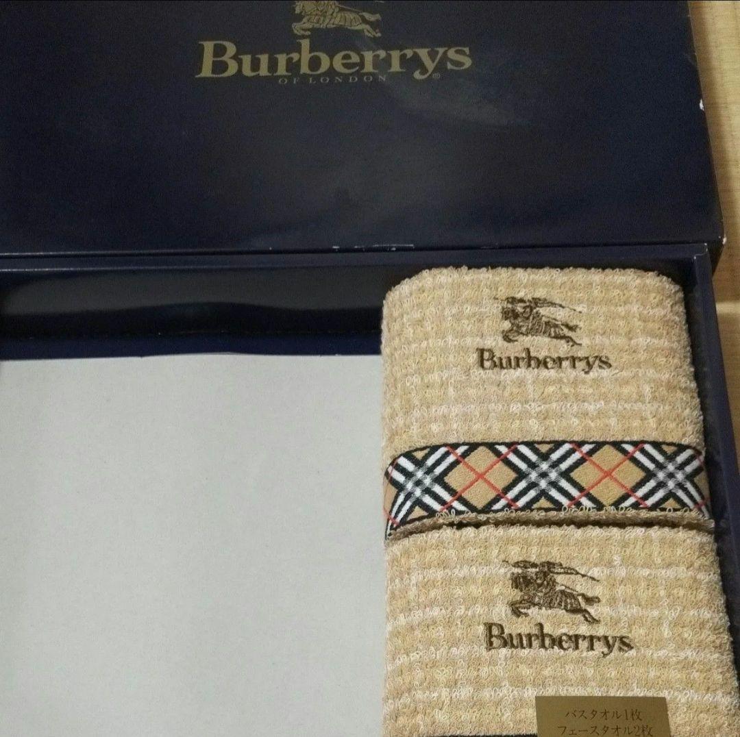 ☆未使用！BURBERRYフェイスタオルセット☆