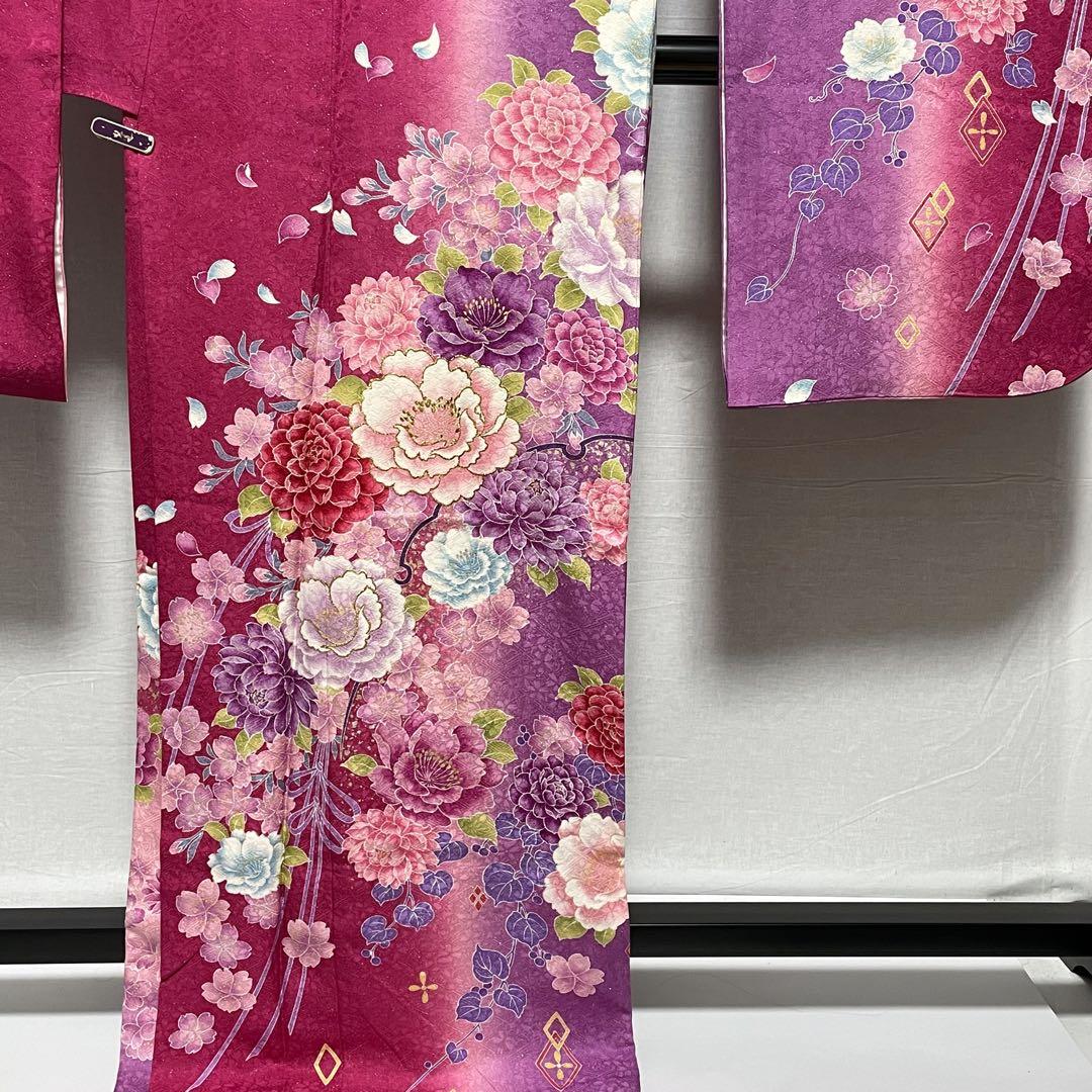 D69  振袖　牡丹　椿　花模様　金通し　正絹　着物　袷　極美品