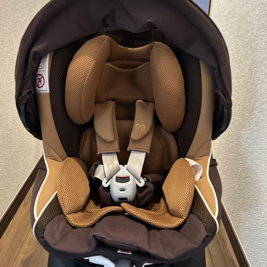 AILEBEBE エールべべ クルットNT2 シナモンブラウン　シートベルト