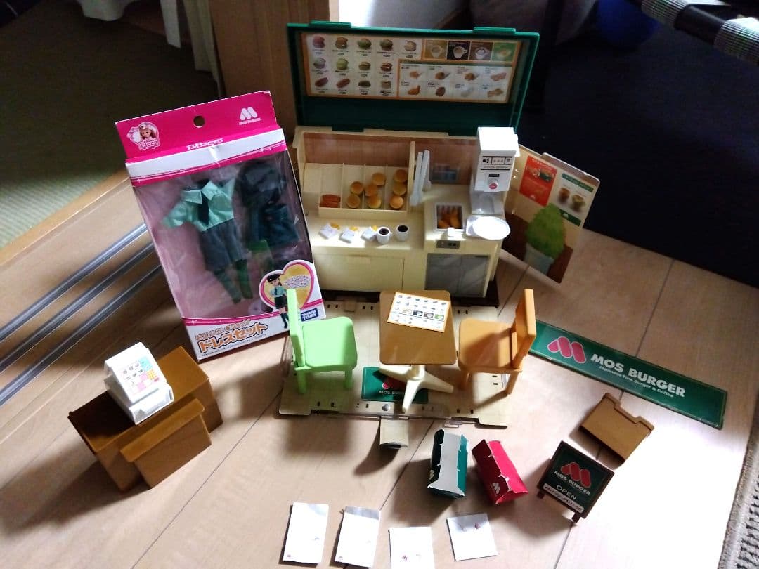リカちゃん　モスバーガーセット