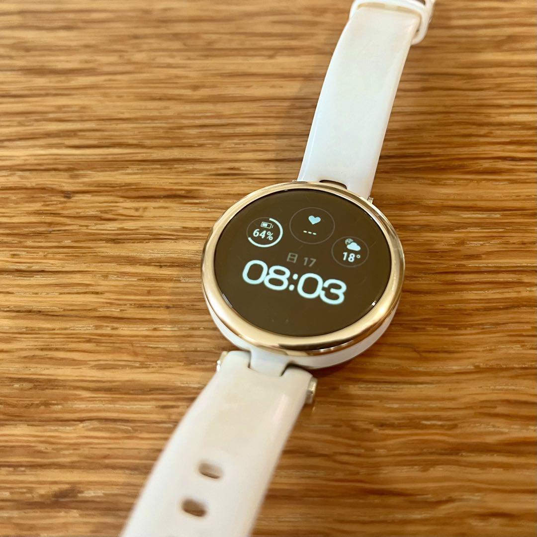 時計 GARMIN Lily Sport White / Cream Gold