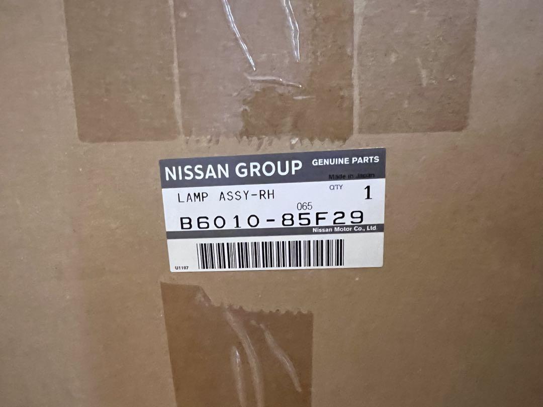 シルビア　S15 新品ヘッドライト　HID キセノン 左右セット