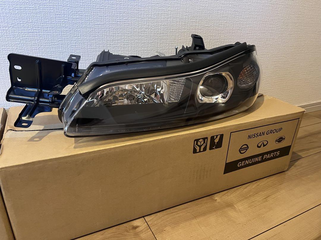 シルビア　S15 新品ヘッドライト　HID キセノン 左右セット