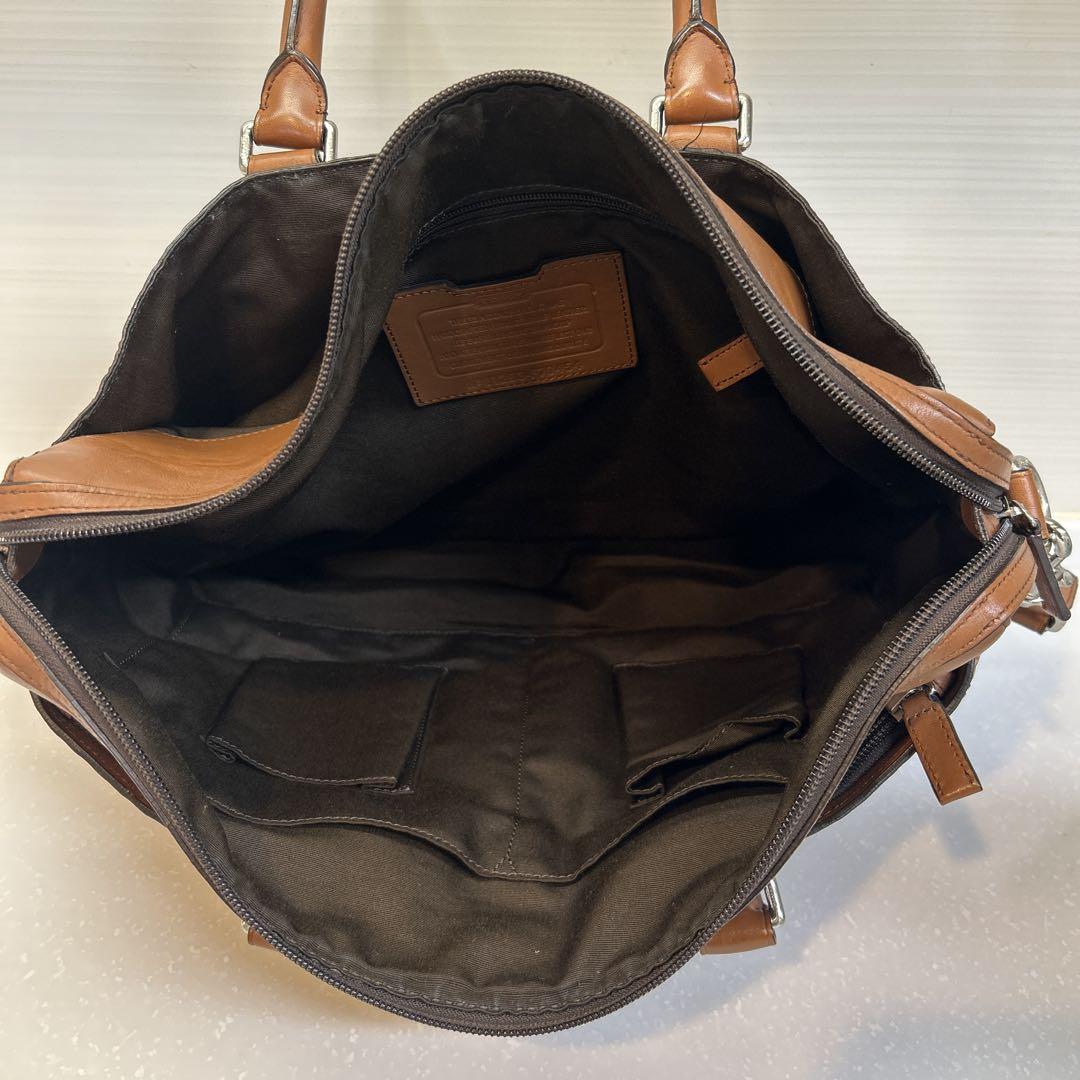 コーチ　ビジネスバッグ　茶色　黒　COACH A4