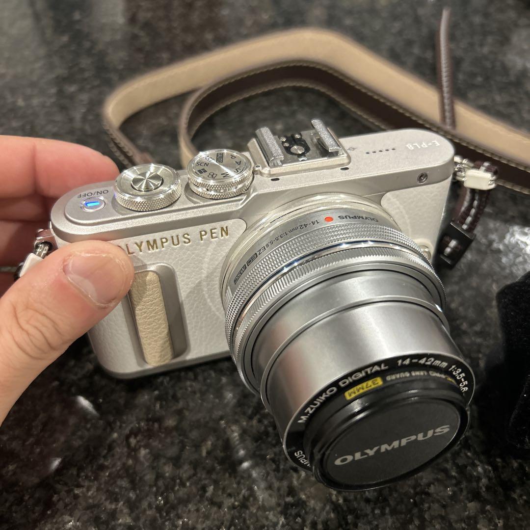 OLYMPUS PEN ミラーレスカメラ E-PL8 14-42mm ジャンク品
