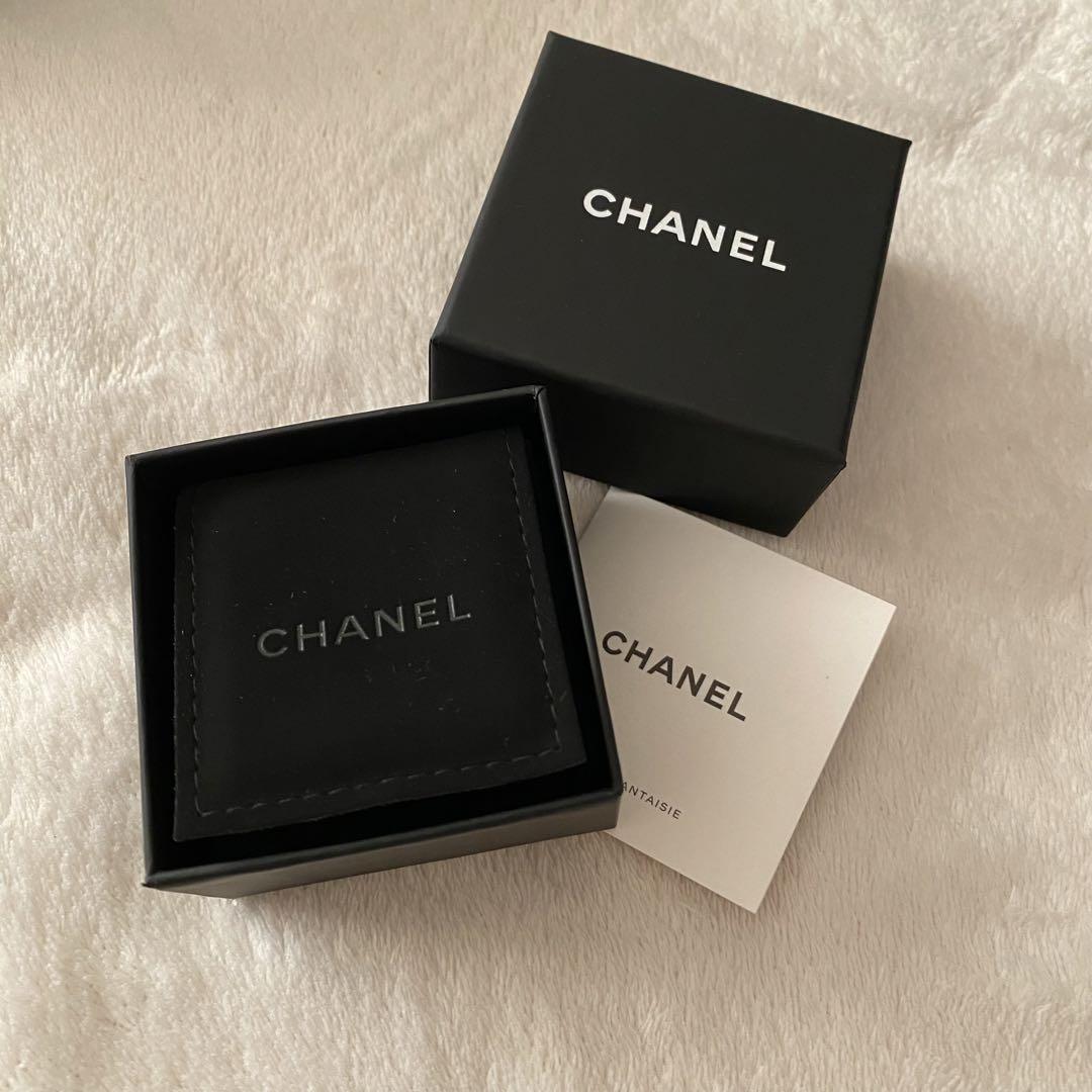 新品未使用 CHANEL 24P ピアス CCマーク アクセサリー