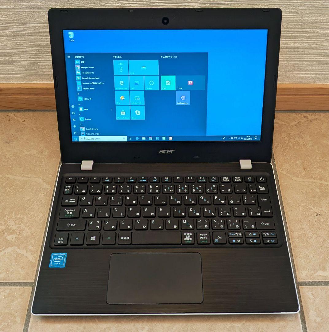 Aspire One AO1-132-N14N/W　中古