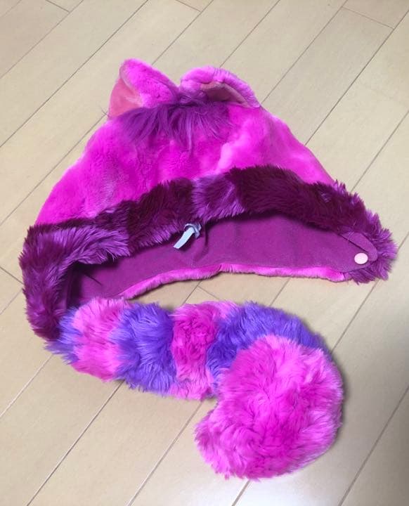 メルカリ ディズニー チェシャ猫ファンキャップ キャラクターグッズ 1 000 中古や未使用のフリマ