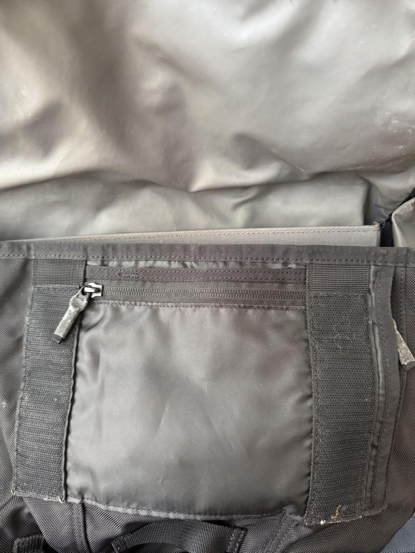 Timbuk2 メッセンジャーバッグ 黒