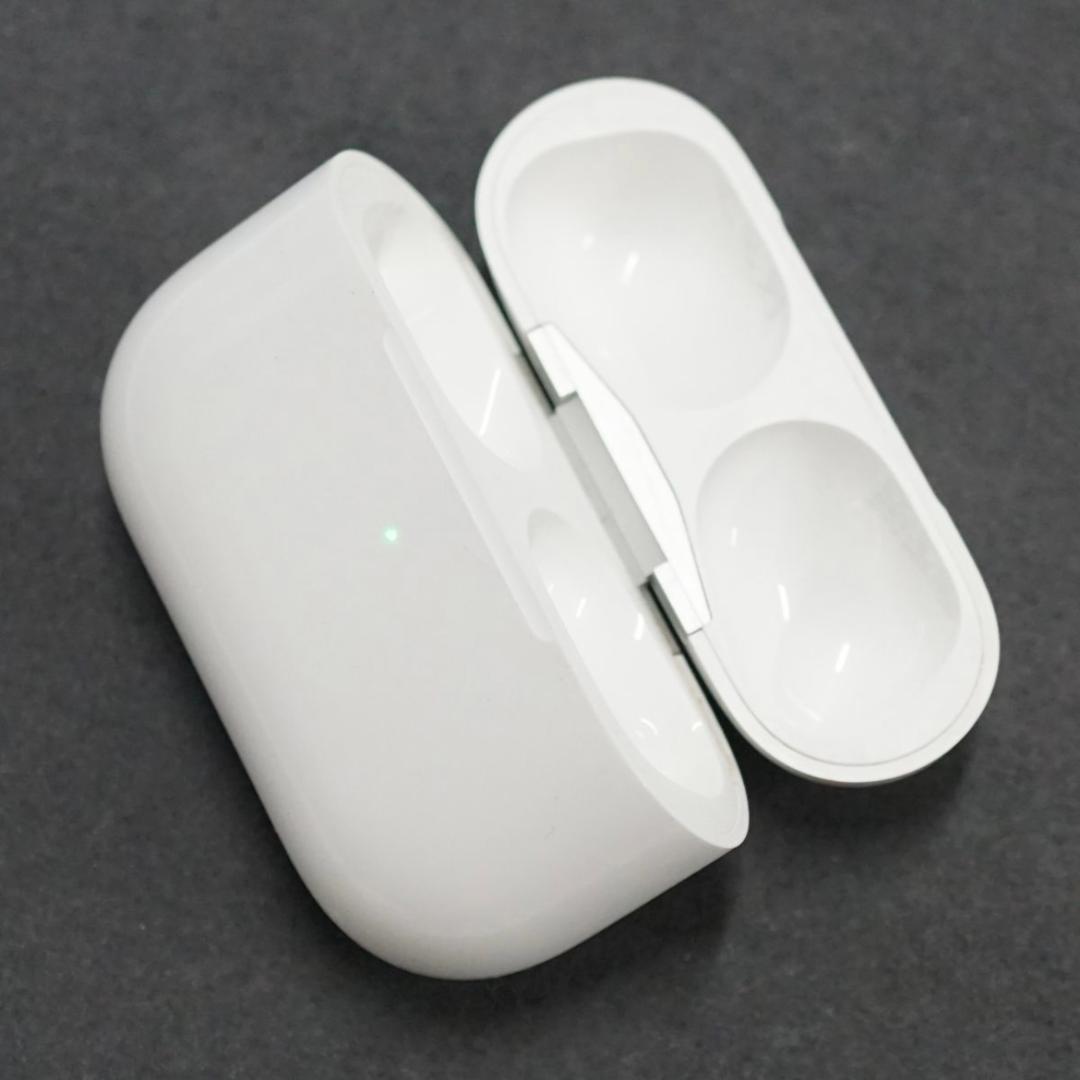 Apple AirPods Pro MWP22J/A ケース Apple AirPods Pro mwp22j/a ケース付き