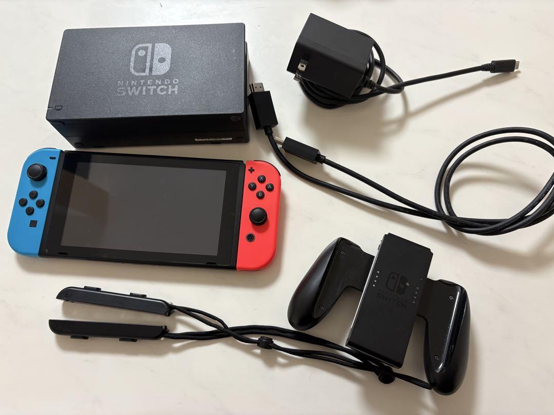 ニンテンドースイッチ　本体　(一部動作不良あり)