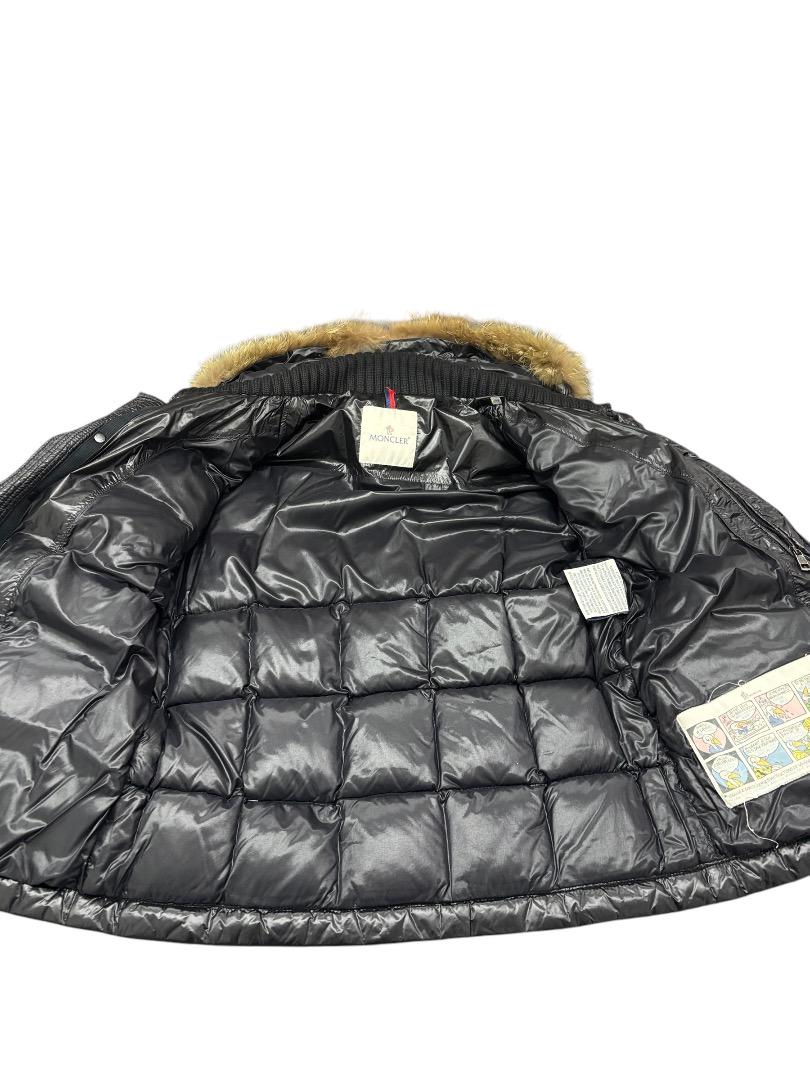 MONCLER モンクレール ダウンジャケット ２M防寒