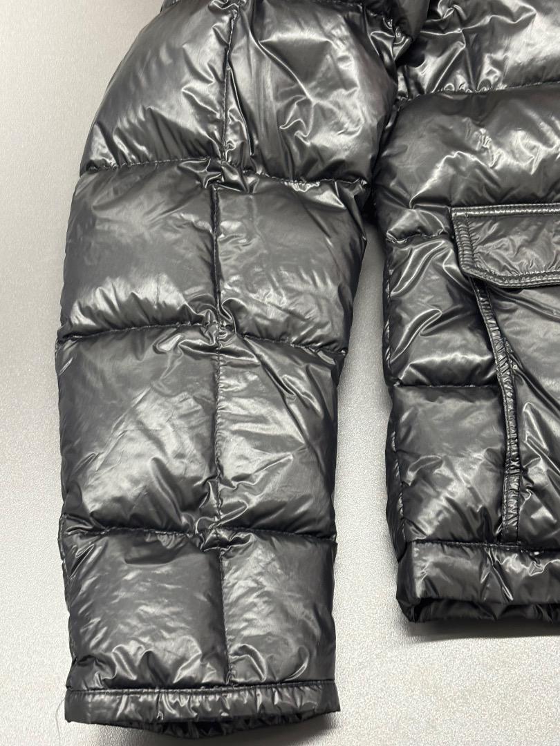 MONCLER モンクレール ダウンジャケット ２M防寒