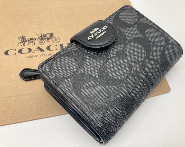 COACH 二つ折り財布　新品　ミディアム   シグネチャー スモークブラック