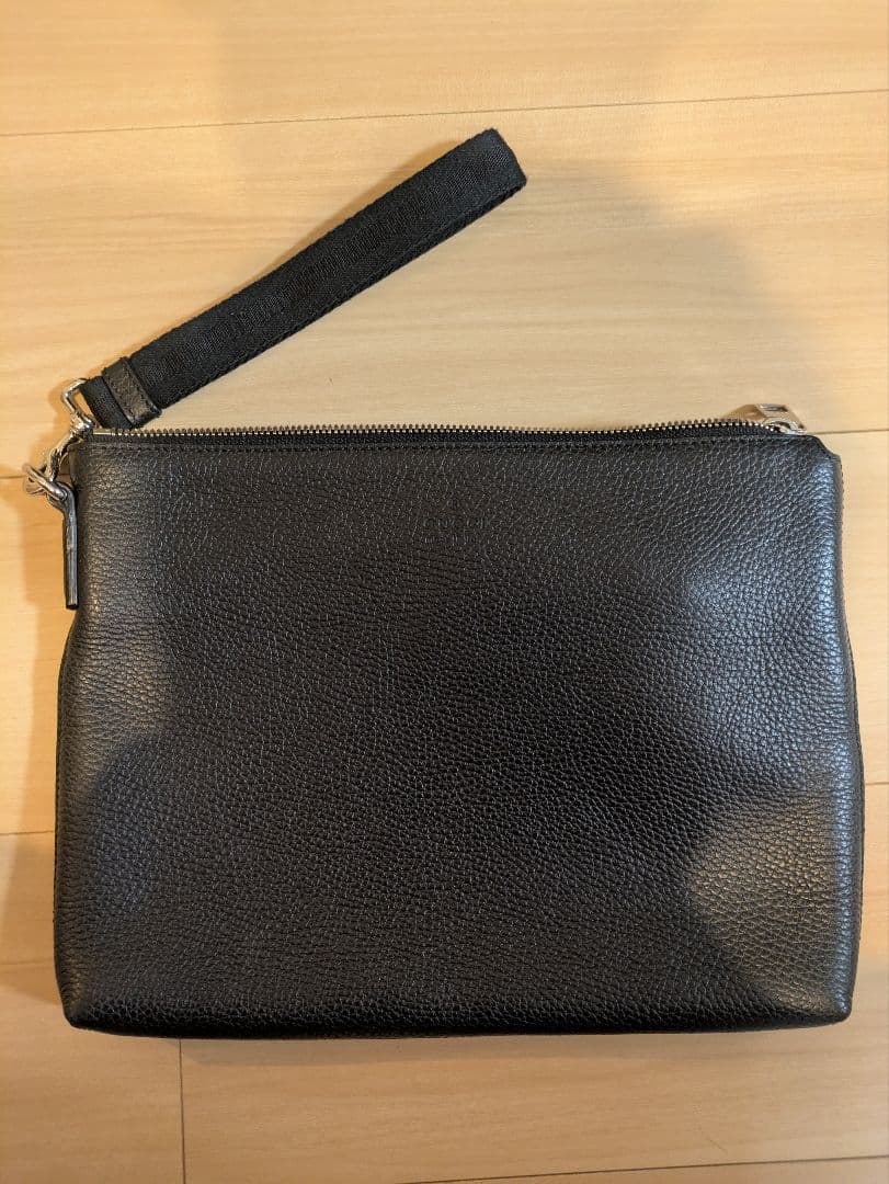 GUCCI ブラックレザー クラッチバッグ