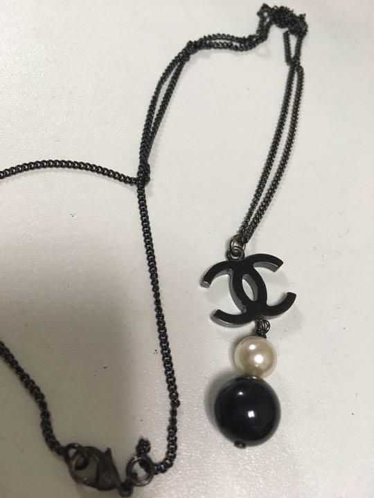 CHANELブラックパールネックレス