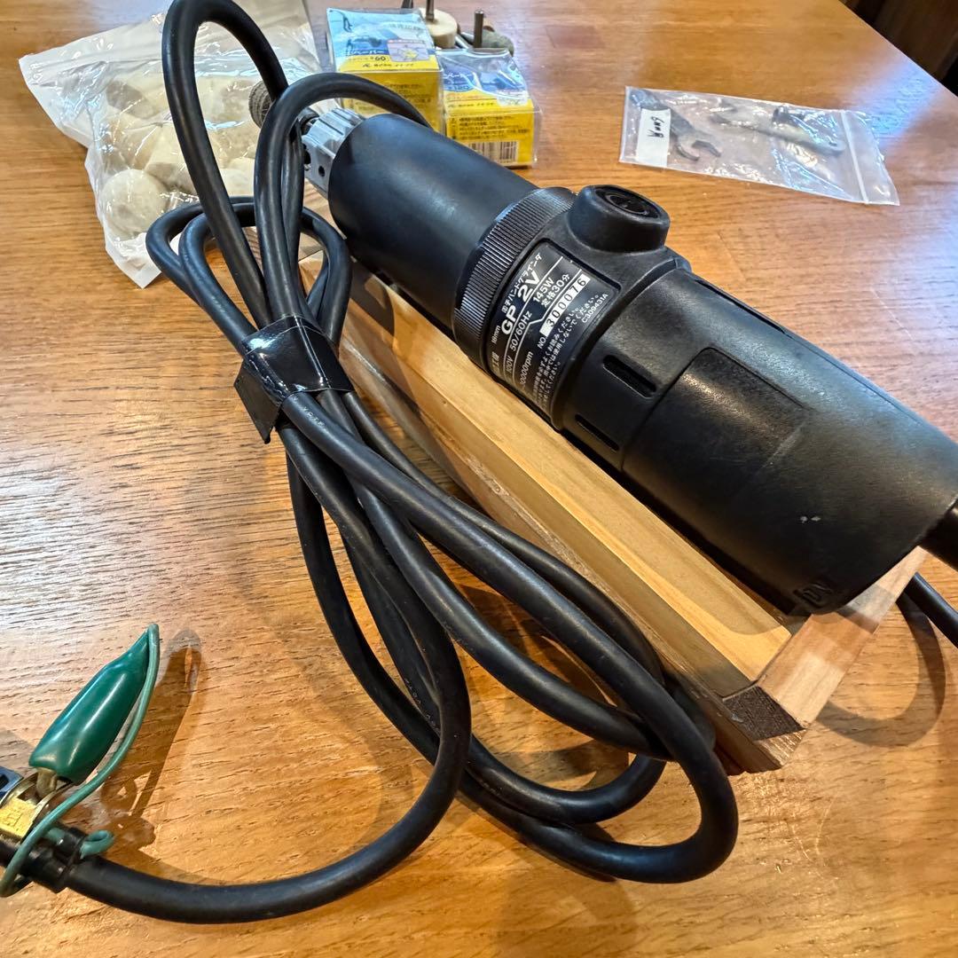 ハンドグラインダー