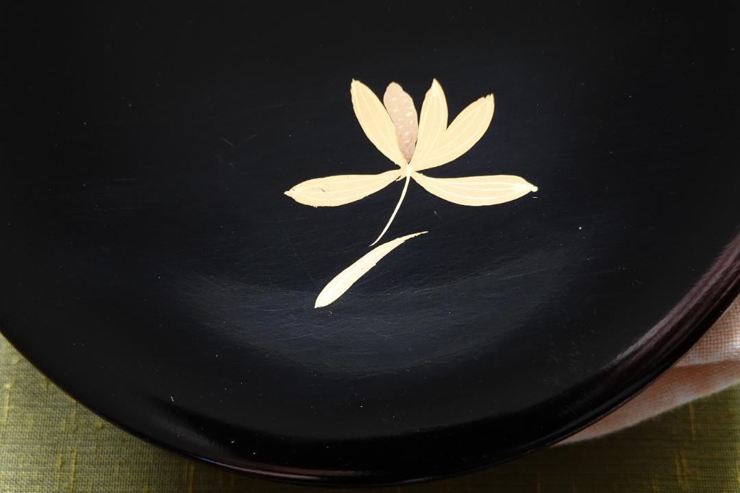 漆塗り菓子器産地不明