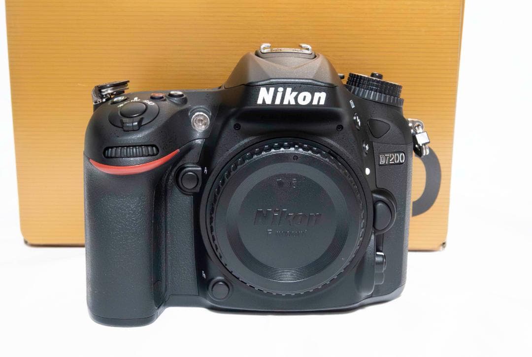 【元箱付き】 Nikon ニコン D7200