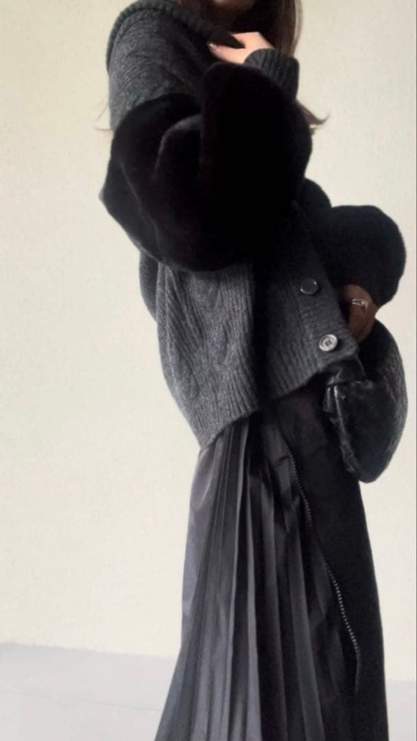 〈SELECT〉SYSORUS サイドジッププリーツスカート ブラック 〈SELECT〉SYSORUS サイドジッププリーツスカート ブラック