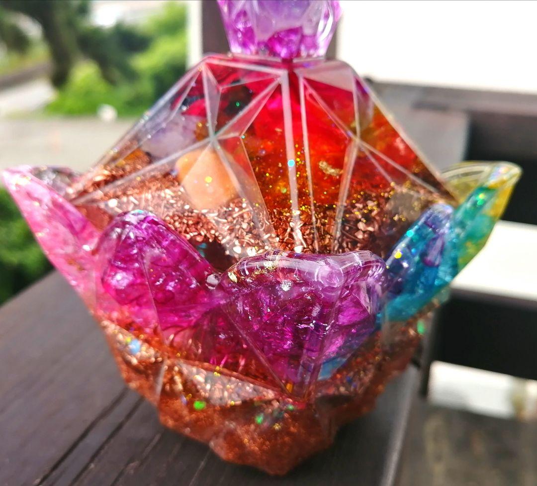 大きなCHAKRA✧COLOR✧CRYSTAL✧BOX型のオルゴナイト