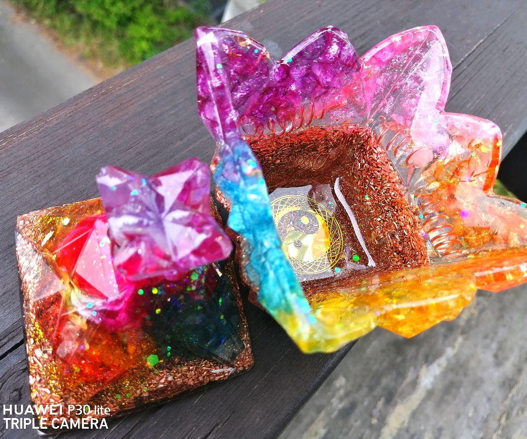大きなCHAKRA✧COLOR✧CRYSTAL✧BOX型のオルゴナイト