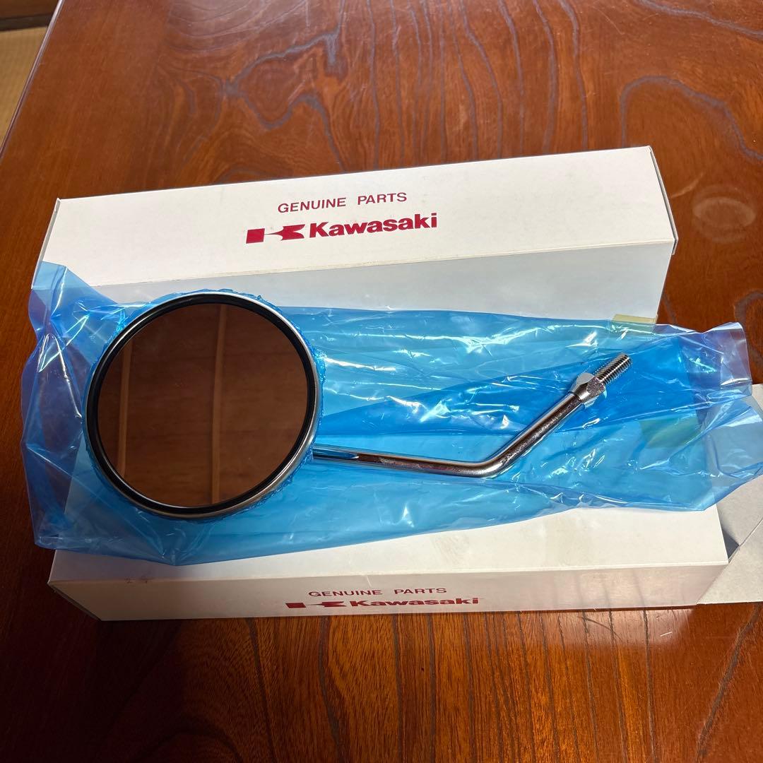 Kawasaki W3丸型ミラー ネジ式