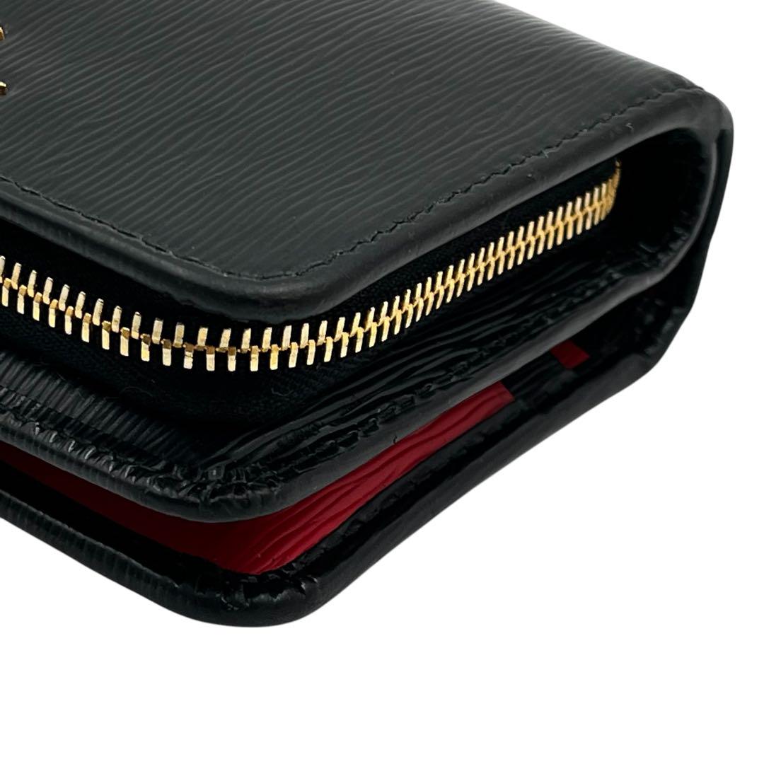 【美品】PRADA プラダ　サフィアーノ　折り財布　ブラック