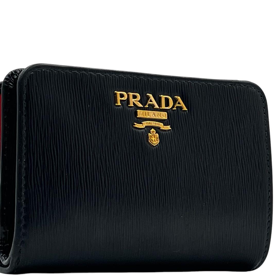 【美品】PRADA プラダ　サフィアーノ　折り財布　ブラック