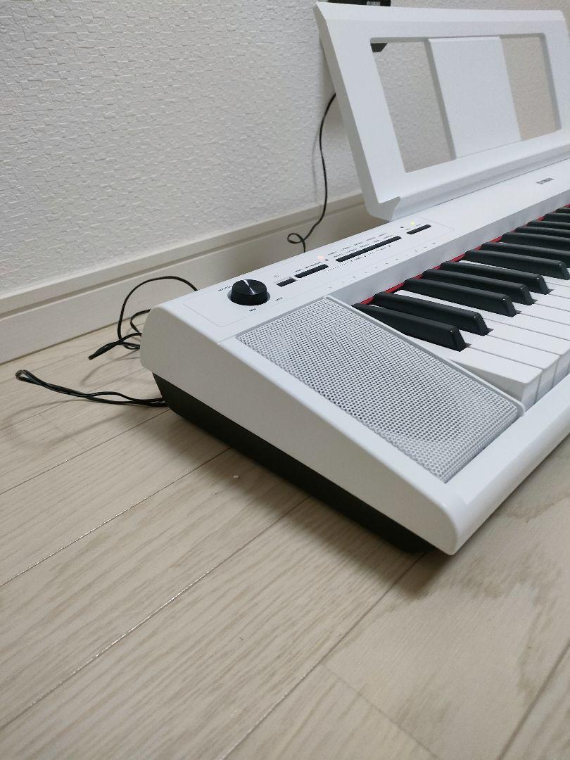 ヤマハ　電子キーボード　NP-12 ホワイト　2016年製