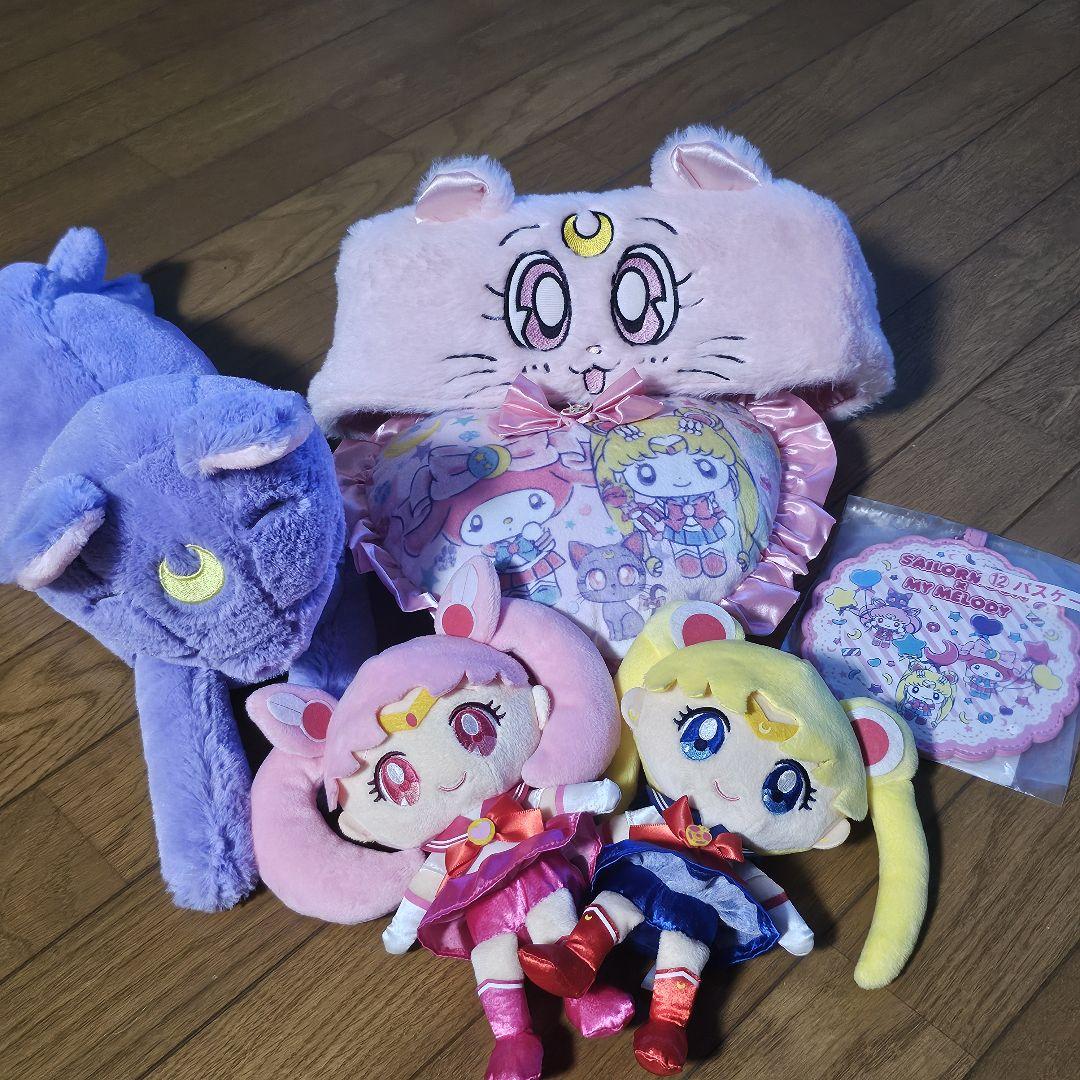 セーラームーン ぬいぐるみ まとめ売り - メルカリ
