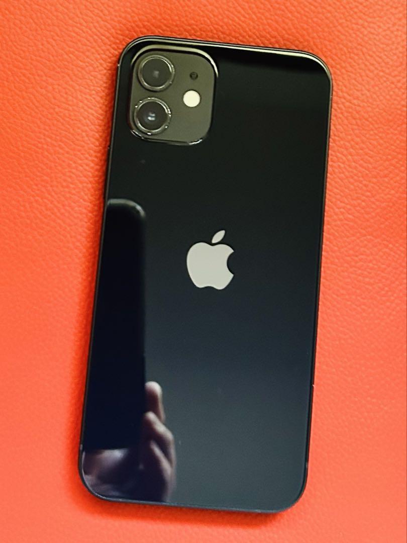 Apple iPhone 12 ブラック